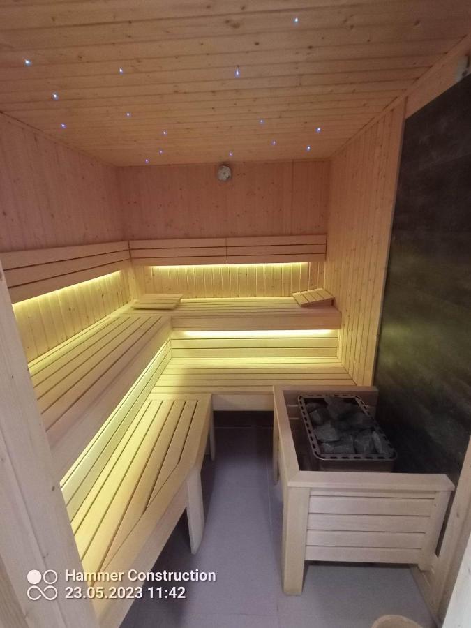 Apartament N&B 斯克拉斯卡波伦巴 外观 照片